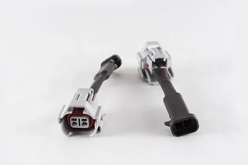 Set of 8 Denso (female) to GM/Delphi (male) injector plug adaptors -